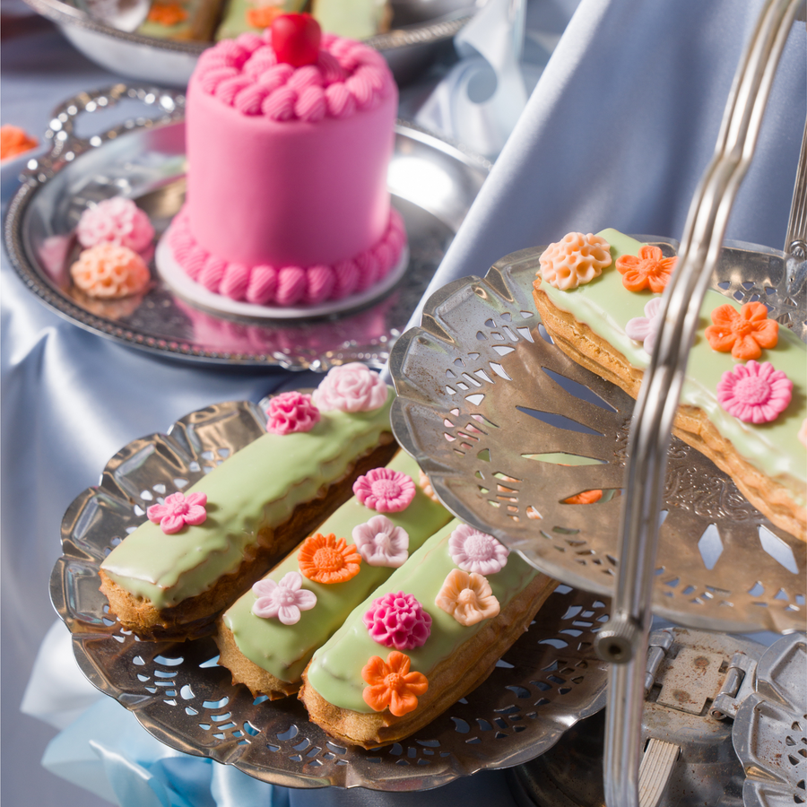 Meet Decorators Dough: Developed and tested by bakers, for bakers.