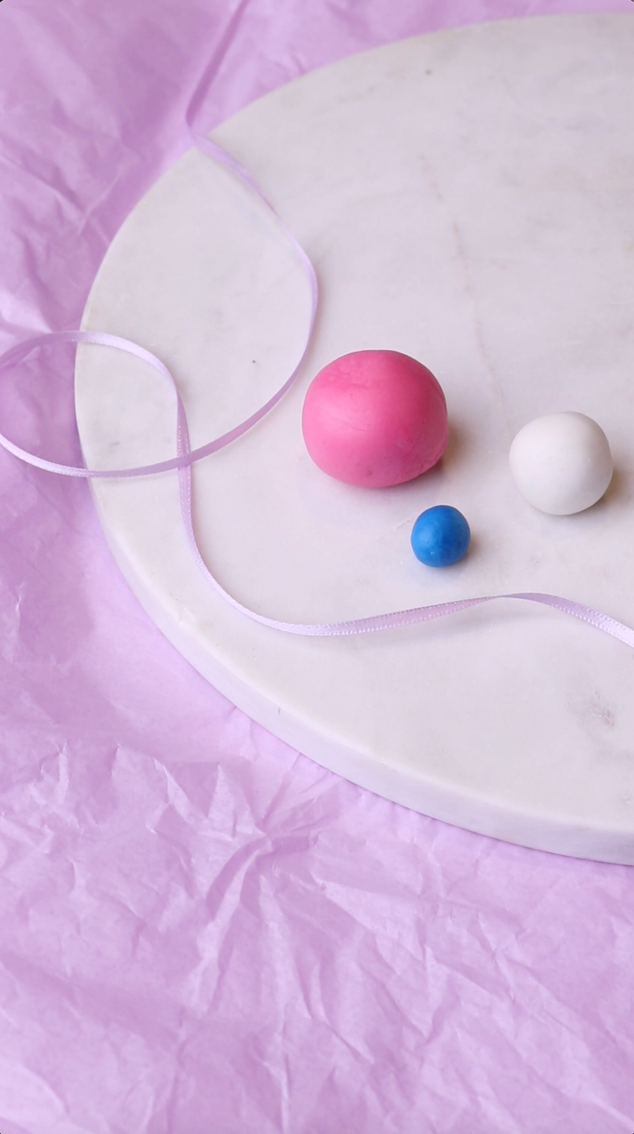 Unlimited Custom Fondant Shades at your Doorstep