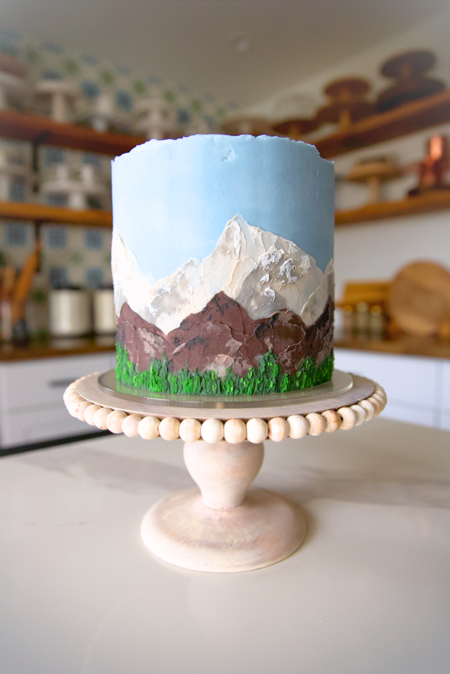 Lady in the Wild West x Colour Mill Mountain Landscape cake 