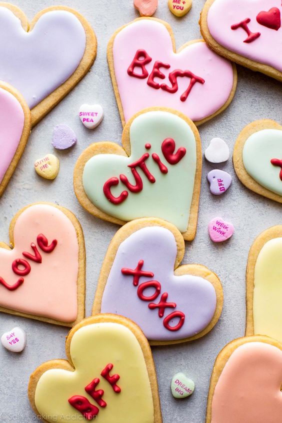 Sugar Cookie Hearts Valentines Day @sallysbakeblog and Colour Mill Colour Palette 