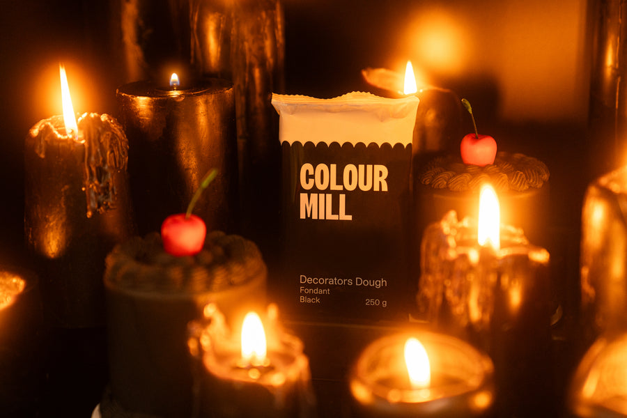 Colour Mill Black Decorators Dough Pre-Coloured Fondant