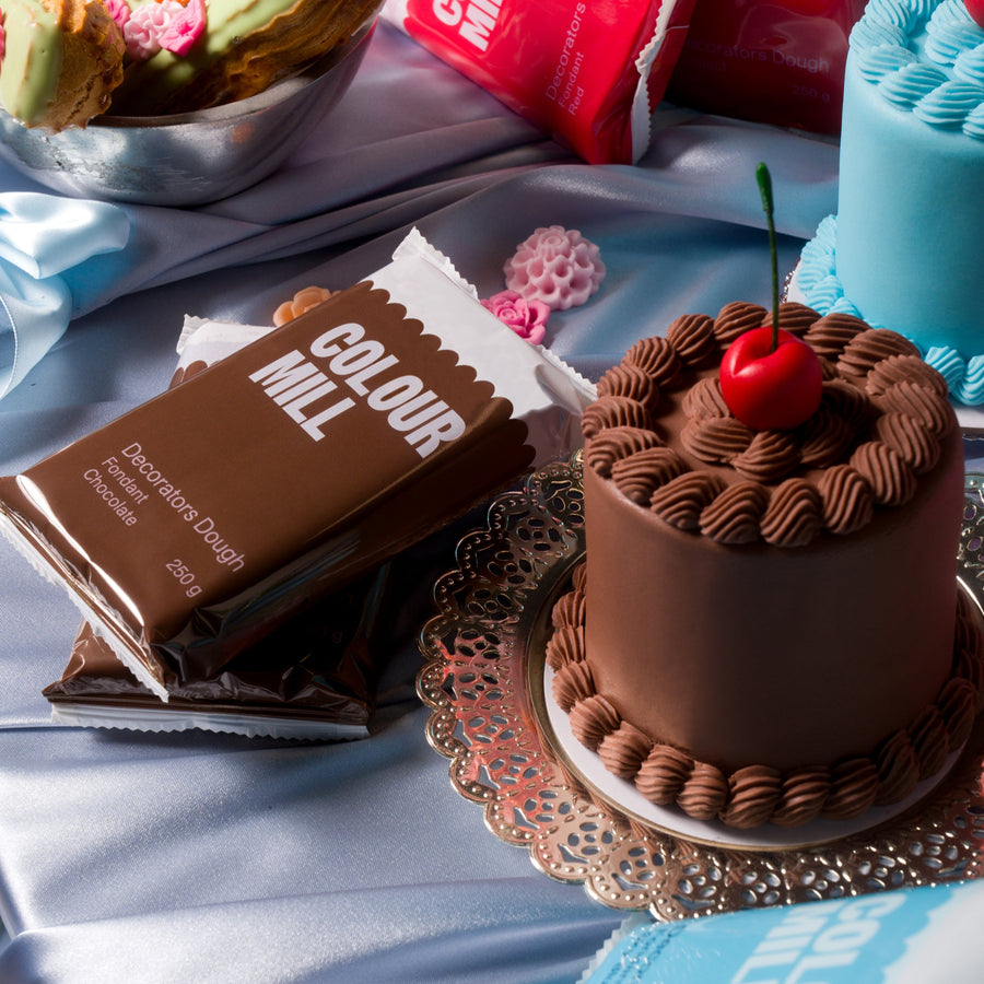 Colour Mill Decorators Dough fondant chocolate brown 