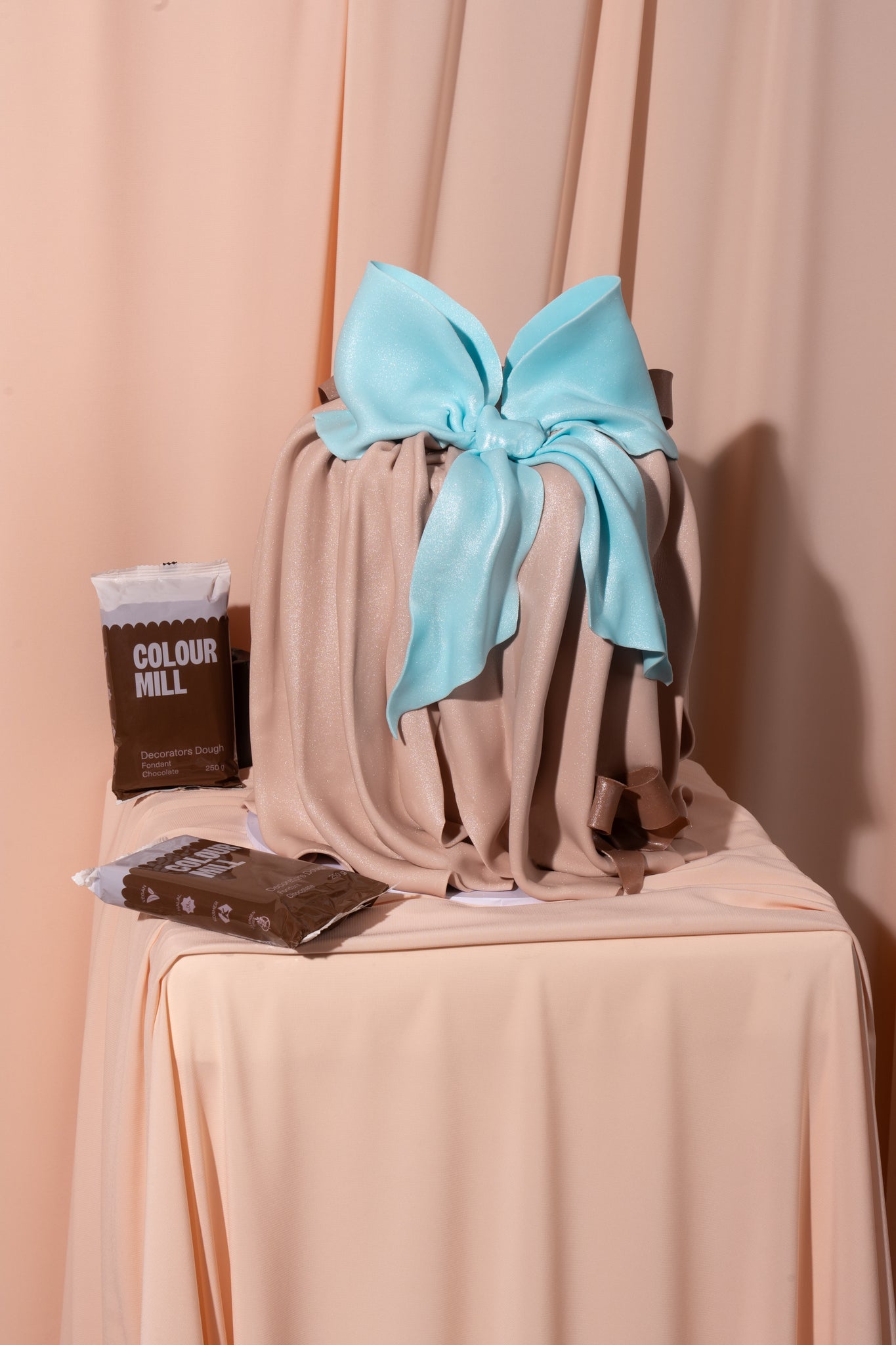 Colour Mill Decorators Dough fondant chocolate brown 