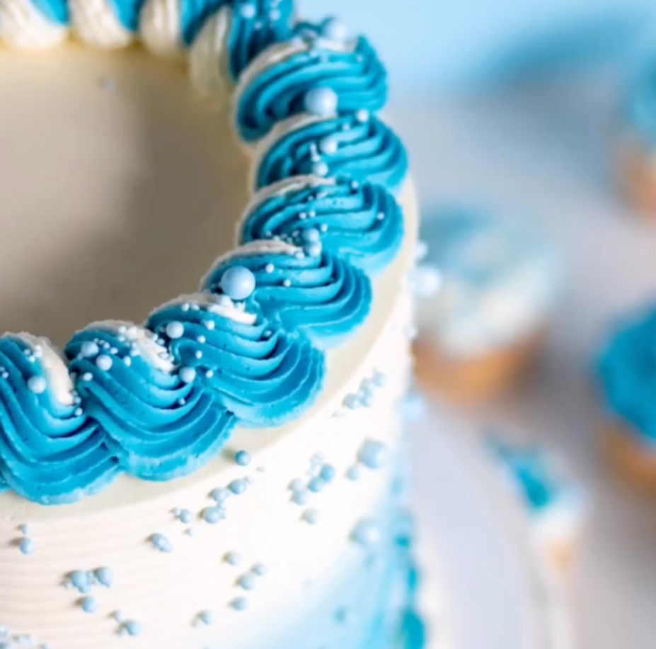 Blue and white gradient buttercream decorated cake using Colour Mill Cobalt Oil Blend 