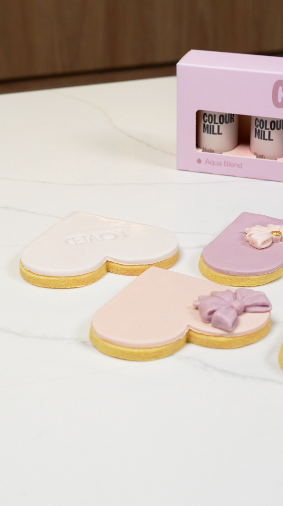 Colour Mill Aqua Blend water based food colouring nude 