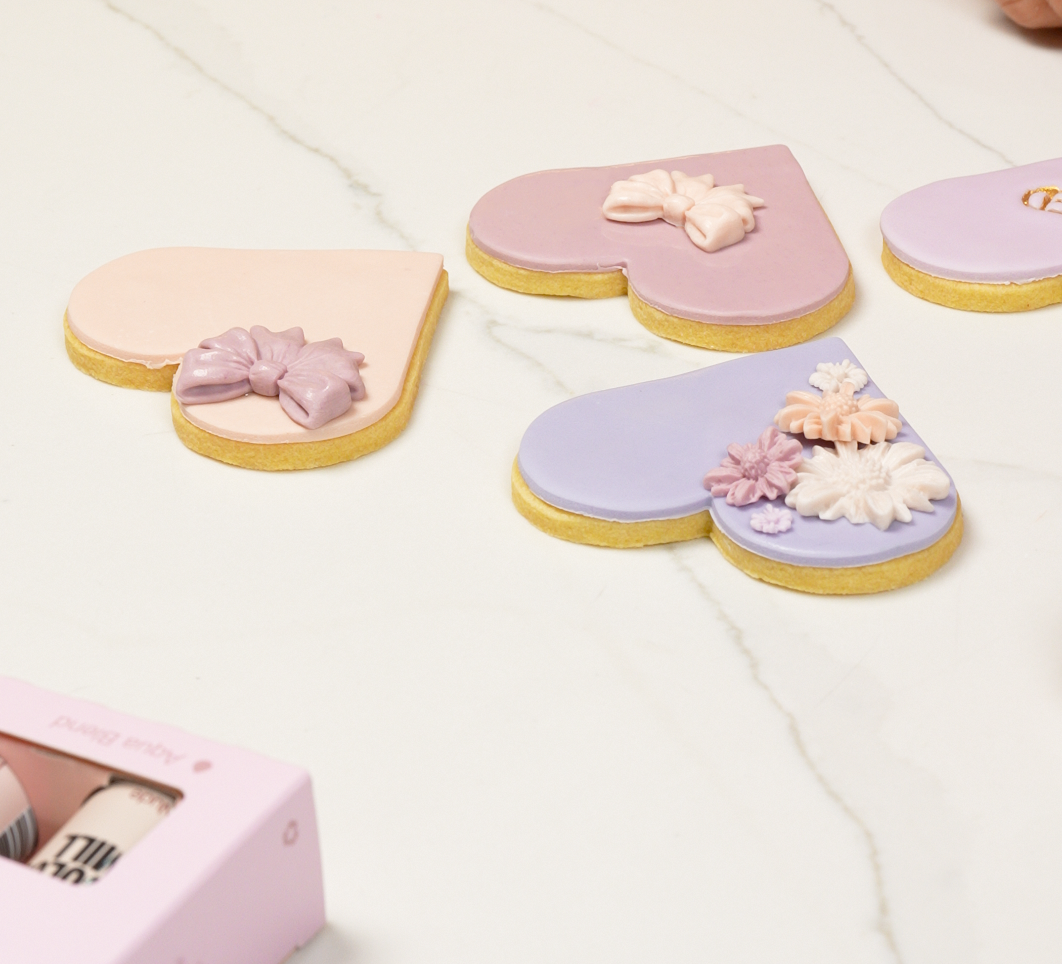 Colour Mill Aqua Blend water based food colouring nude 