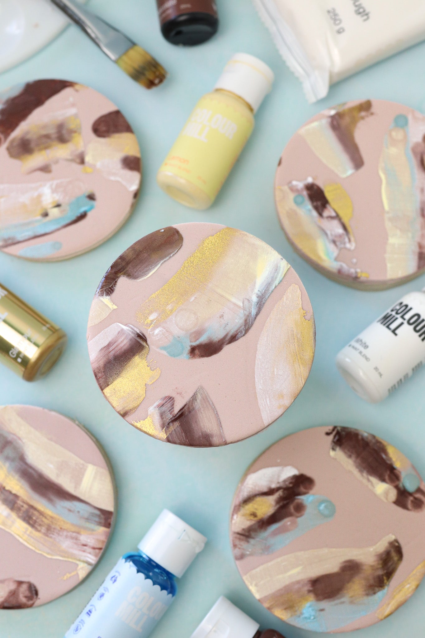 Colour Mill Glamour gold metallic edible Paint Blend 