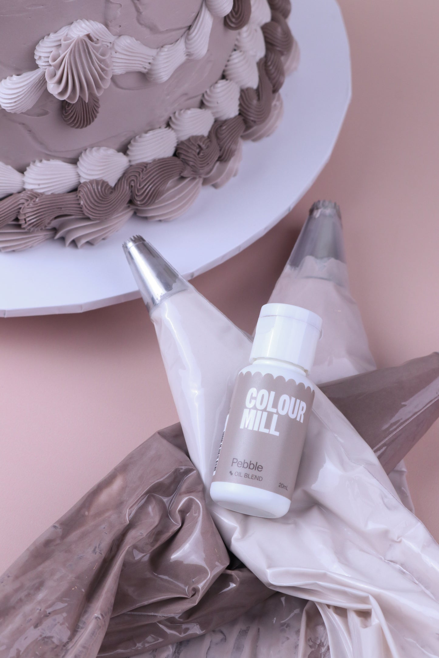 Pebble Oil Blend Colour Mill food colouring 
