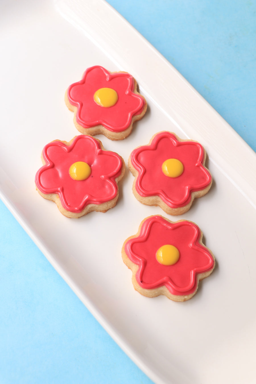 Colour Mill Aqua Blend Royal Icing Flower Cookies 