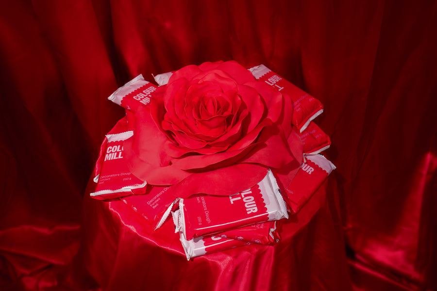 Colour Mill Decorators Dough fondant Red 