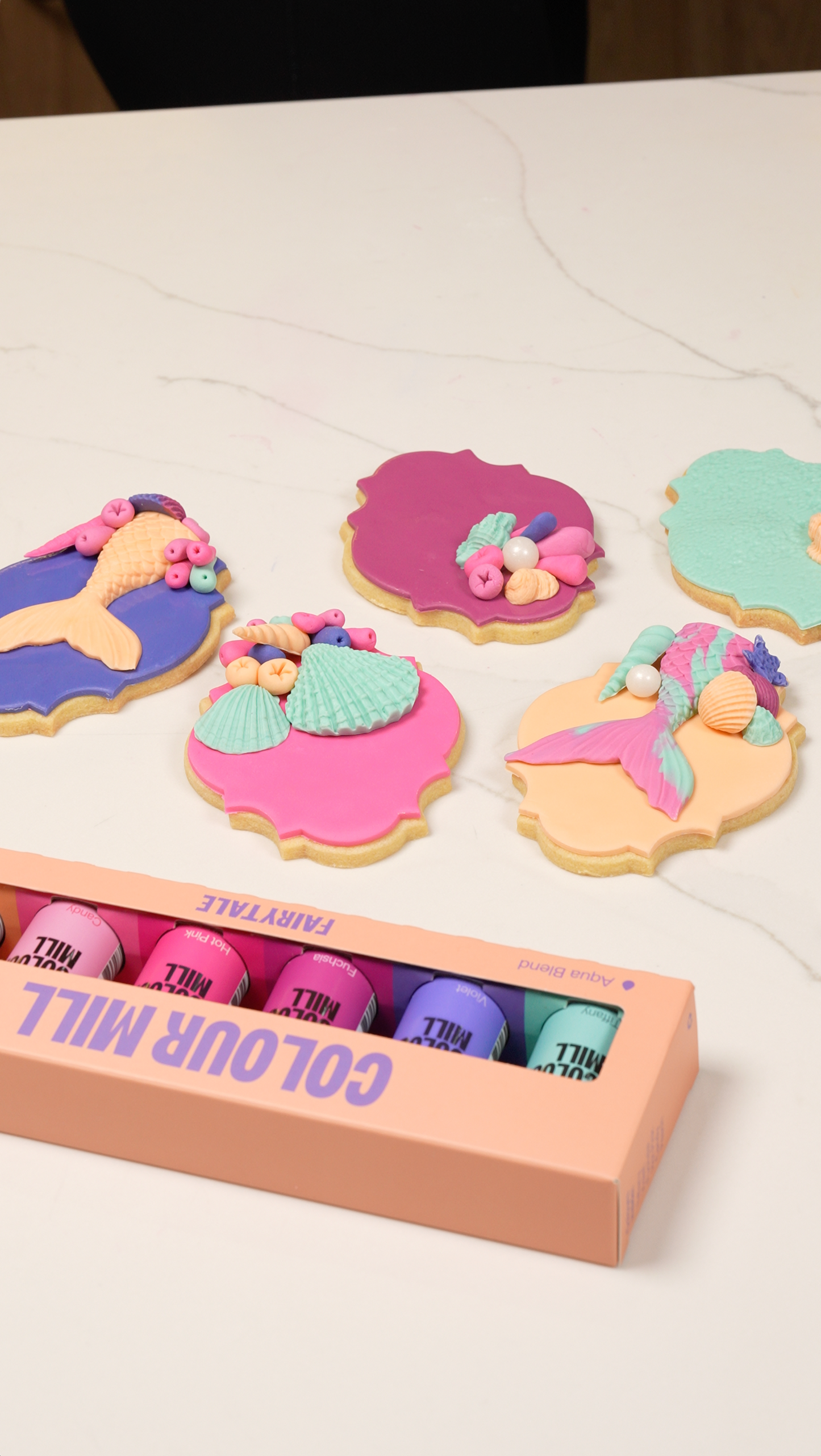 Colour Mill Aqua Blend water based food colouring Fuchsia 