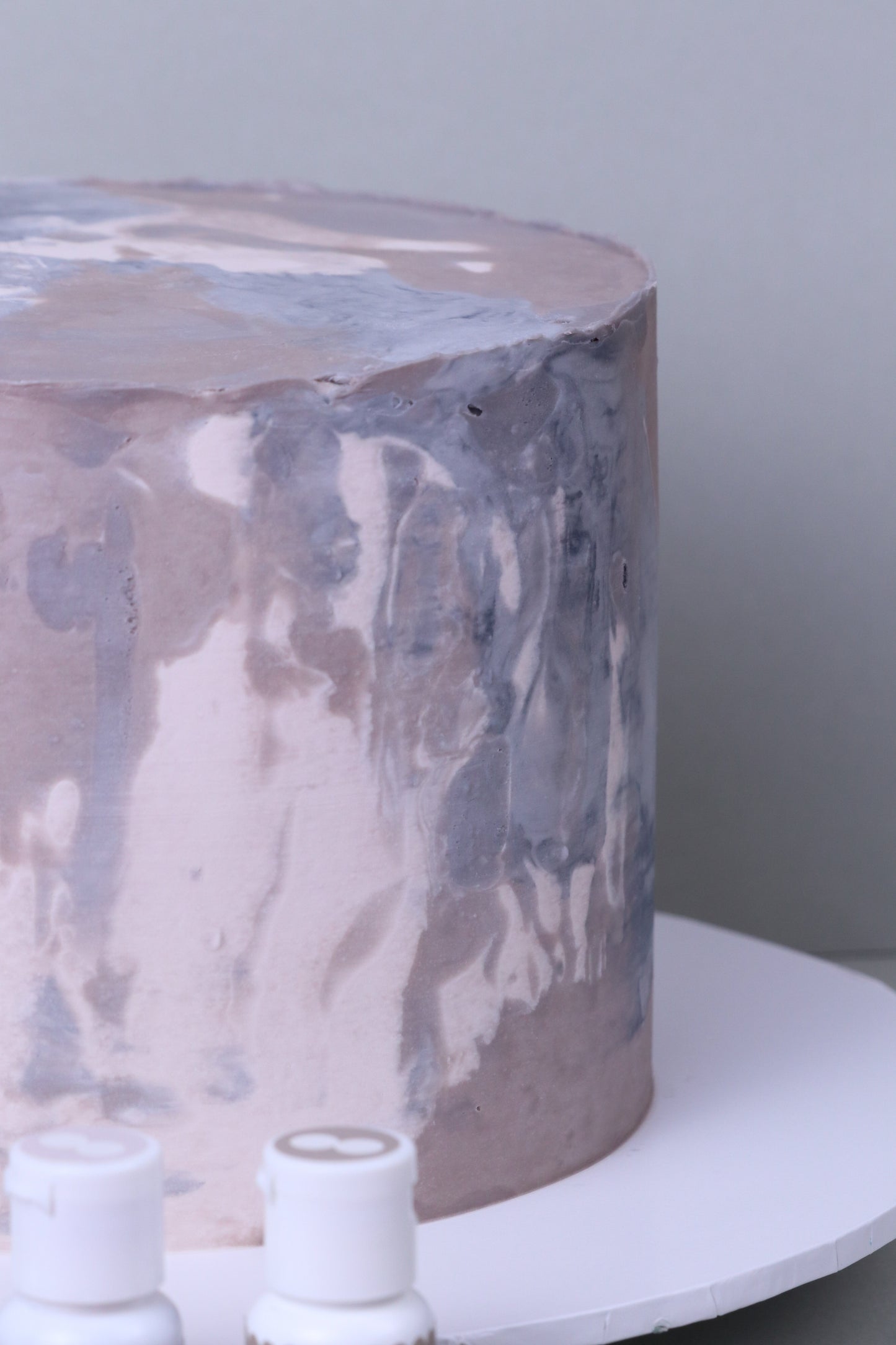 Colour Mill Taupe Oil Blend oil-based food colouring 